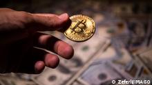 El bitcoin en caída libre: los inversionistas se preparan para lo peor