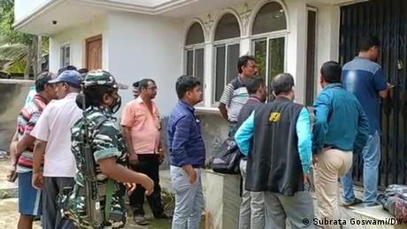 উত্তর ২৪ পরগণার অশোকনগরের এই বাড়িতে অভিযান চলেছে