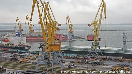 Няколко руски ракети са ударили пристанището на Одеса съобщиха украинските