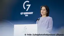 14.05.2022 *** Annalena Baerbock (Buendnis 90/Die Gruenen), Bundesaussenministerin, aufgenommen bei der Abschlusspressekonferenz des G7 AussenministerInnen-Treffen in Weissenhaus. 14.05.2022.