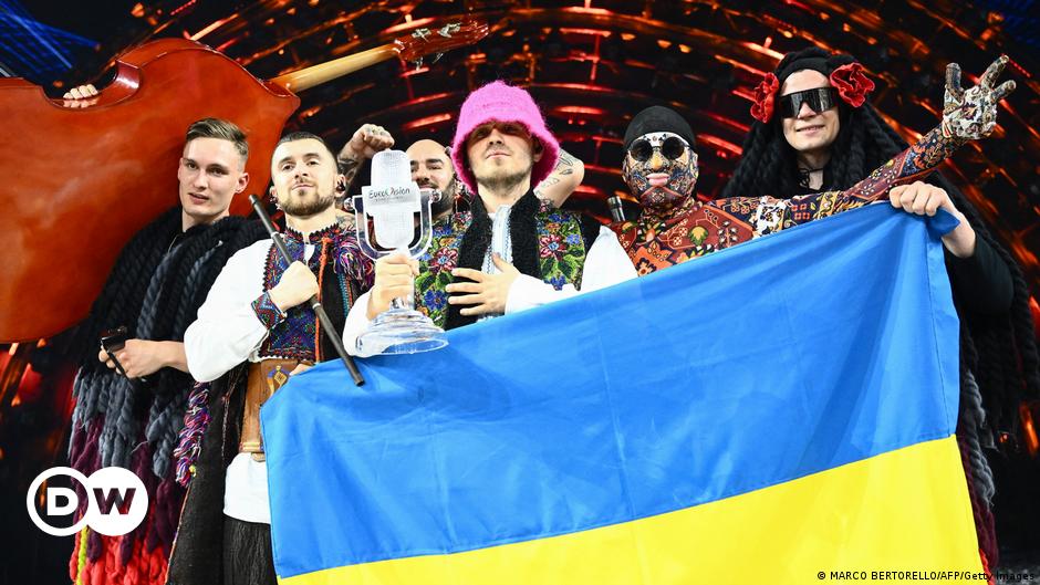eurovision-song-contest-2022-ukraine-wins-the-public-s-hearts-dw-15-05-2022