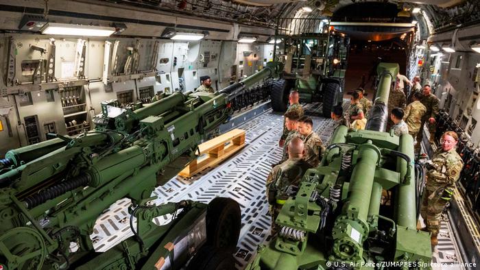M777 howitzers on a transport airplane