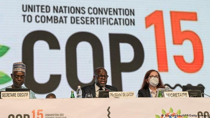 Alain-Richard Donwahi, former Ivorian Minister of Water and Forests and president of COP 15, and Ibrahim Thiaw , the Executive Secretary of the UNCCD at the Cop15