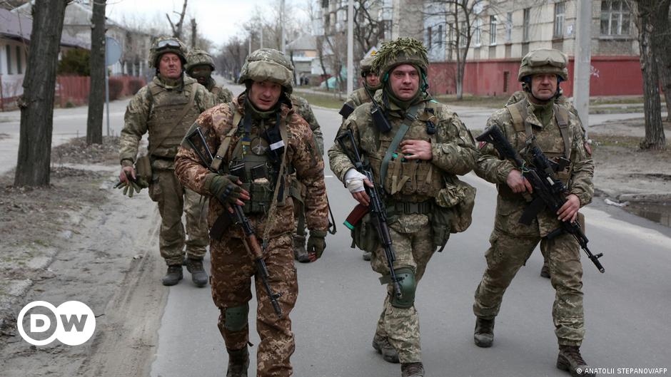 Russia announces surrender of 265 militants in Mariupol |  World |  D.W.