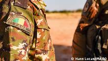MALI - G5 SAHEL JOINT FORCE FAMa Malian Armed Forces crest on the shoulder sleeve of a Malian soldier belonging to the joint force of the G5 Sahel, stationed in Boulikessi. Photography by Frederic Petry / Hans Lucas. GAO NORD MALI MALI PUBLICATIONxINxGERxSUIxAUTxONLY Copyright: xFr d ricxP tryx HL_FPETRY_1348707