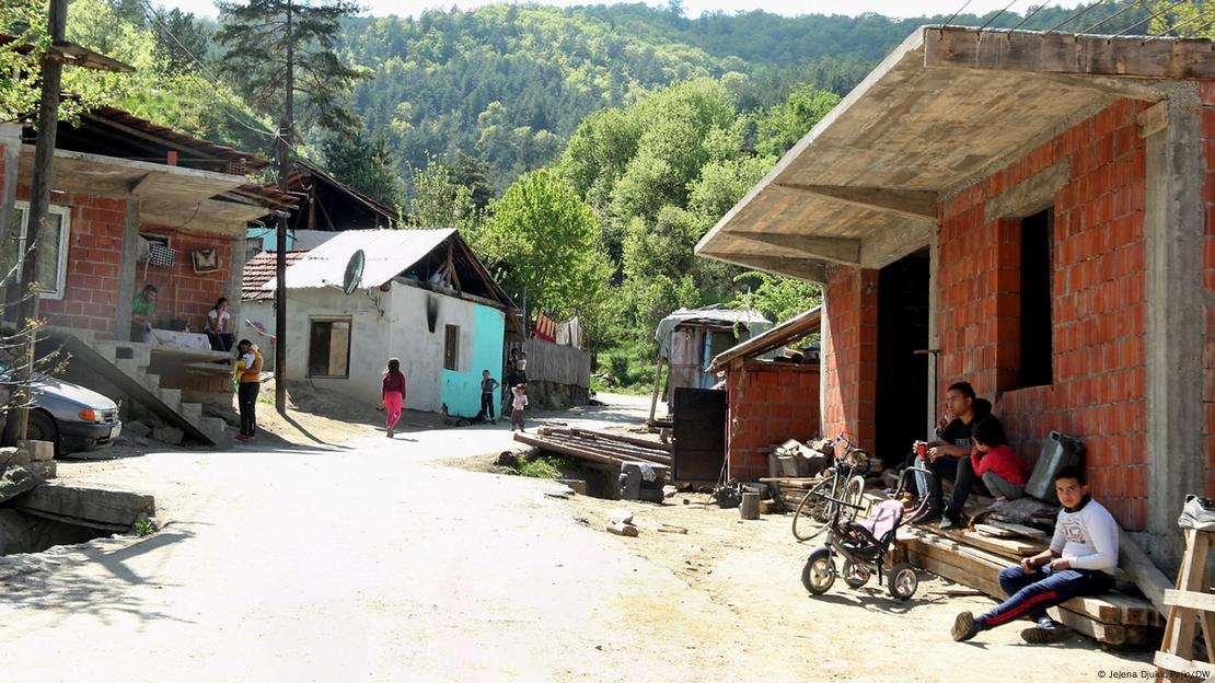 Serbien | Lalos | Roma-Siedlung nahe Bosilegrad Serbien | Lalos | Roma-Siedlung nahe Bosilegrad