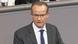 Gunter Krichbaum duke folur në Bundestag
