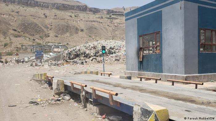 محطة لمعالجة النفايات بالقرب من صنعاء