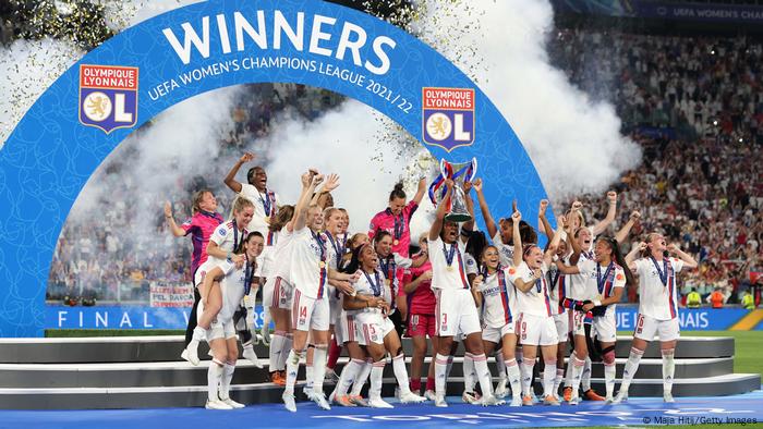 Lyon derrota al Barcelona en final de la femenina | Europa al día | | 21.05.2022
