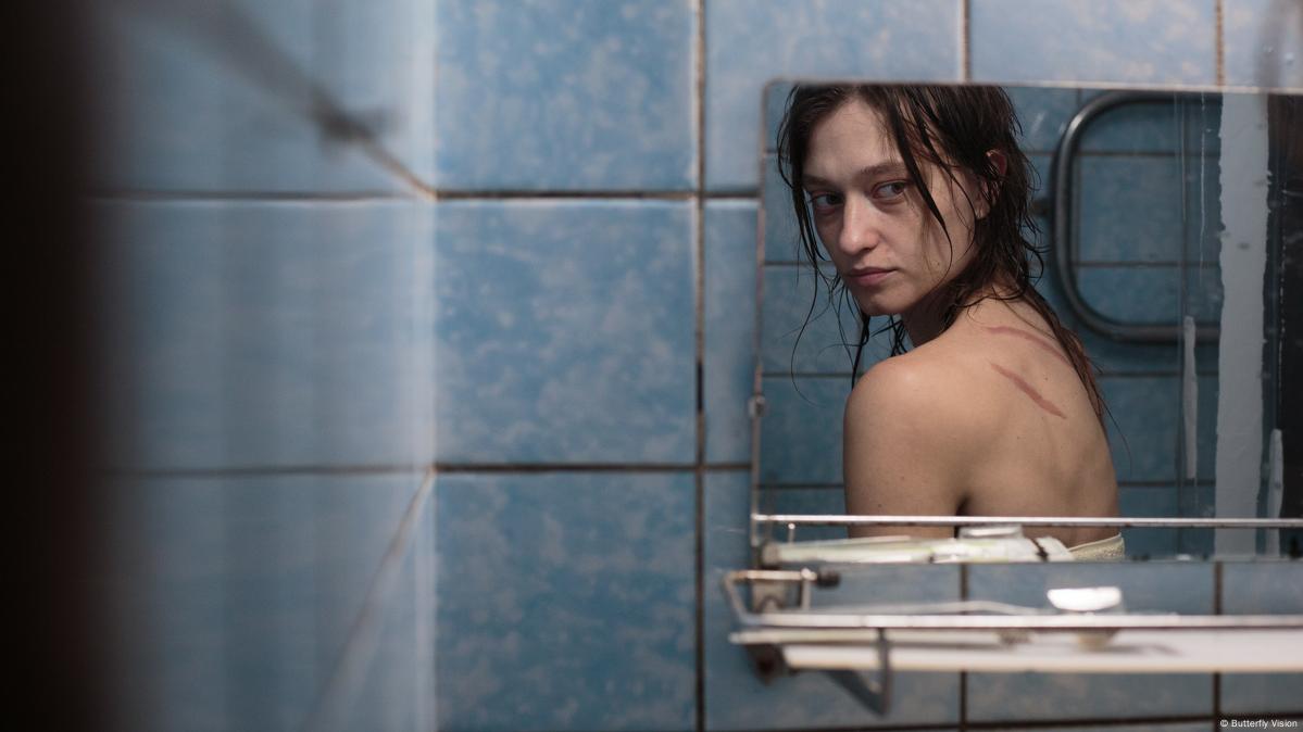 Baap Beti Rep Sex - Cannes: Ukrainian film depicts trauma of war â€“ DW â€“ 05/24/2022