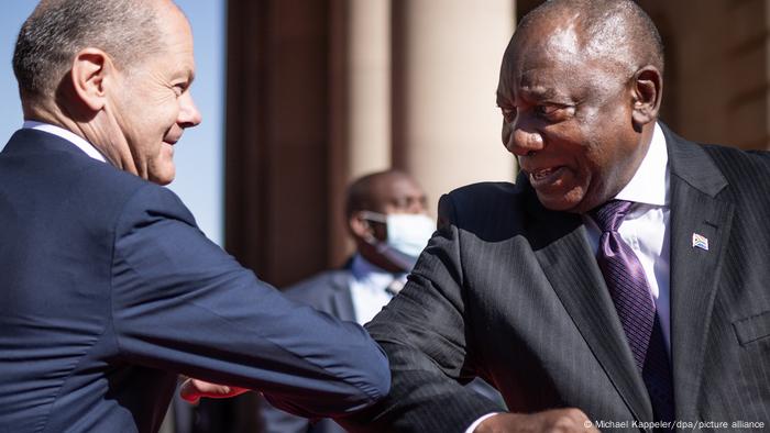 German Chancellor Olaf Scholz with South African President Cyril Ramaphosa