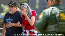 24.05.2022
May 24, 2022, Uvalde, Texas, USA: A woman cries Tuesday as she leaves the Uvalde Civic Center. At least 14 students and 1 teacher were killed when a gunman opened fire at Robb Elementary School in Uvalde, according to Texas Gov. Abbott. Fifteen people have died in the shooting at the primary school in Texas, says Governor Abbott. The 18-year-old gunman killed 14 students and one teacher at Robb Elementary School. The suspect is also dead. Uvalde USA PUBLICATIONxINxGERxSUIxAUTxONLY - ZUMAa27_ 20220524_znn_a27_009 Copyright: xSanxAntonioxExpress-Newsx 