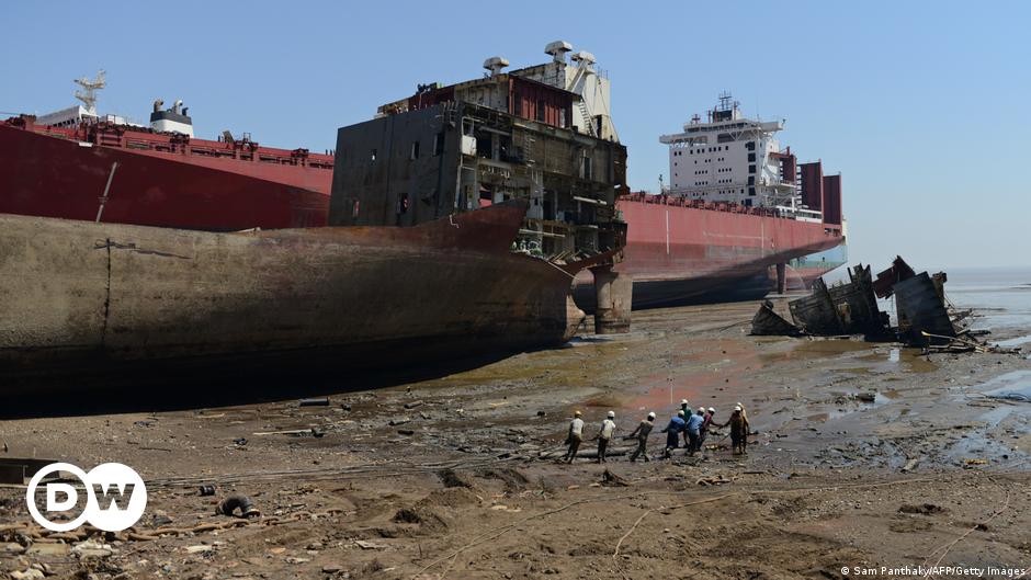 Entsorgen deutsche Reeder illegal Schrottschiffe in Indien?