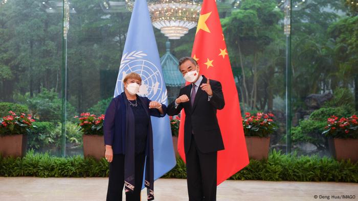 Guangzhou | UN-Menschenrechtskommisarin Michelle Bachelet und Außenminister Wang Yi 