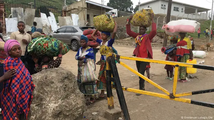 A group of displaced people in Bunagana, Uganda