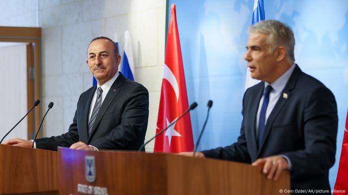 Turkey, Israel agree to strengthen ties in historic talks | News | DW |  25.05.2022