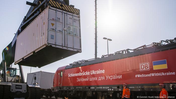Deutsche Bahn в числе тех, кто помогает доставлять грузы в Украину 