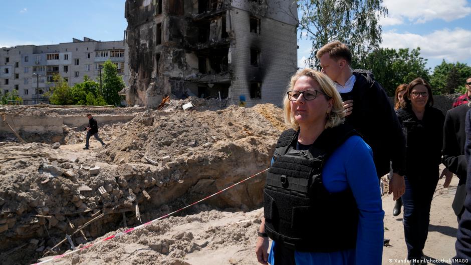 German minister slams Putin over food crisis on Ukraine trip | News | DW - Vimarsana News