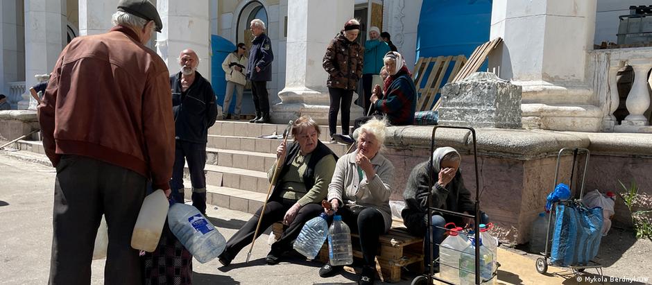 Centro Humanitário é o único local movimentado de Lysychansk