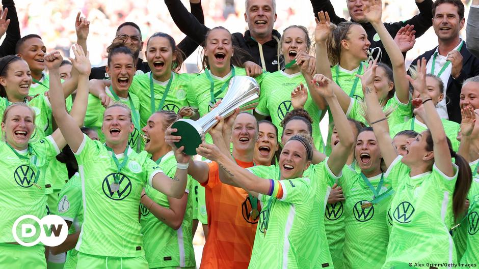 DFB-Pokal: Wolfsburg freut sich über Rekord-Titel