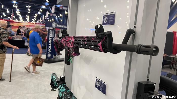 An AR-15 -style rifle displayed at the NRA convention