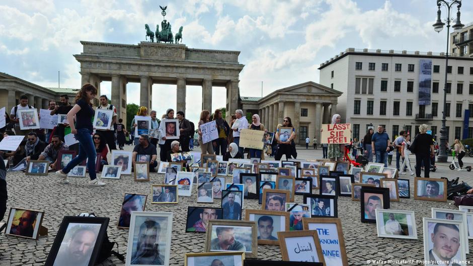 How the UN plans to find Syria′s over 100,000 missing people | Middle East | News and analysis of events in the Arab world | DW - Vimarsana News