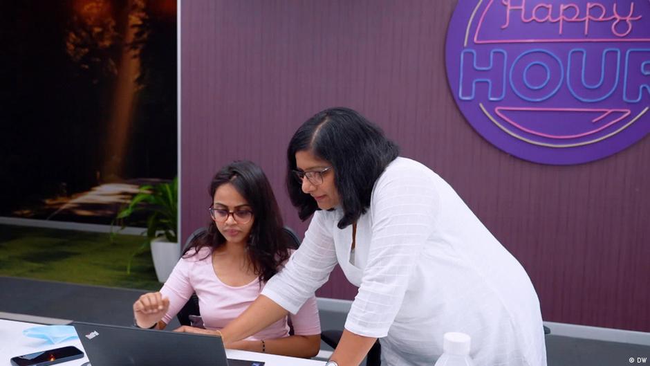 Overcoming barriers for women entrepreneurs in India – DW – 01/03/2023 - Vimarsana News