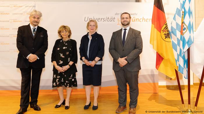 Deutschland Charlotte Knobloch und Zsolt Balla in der Hochschule der Bundeswehr in München