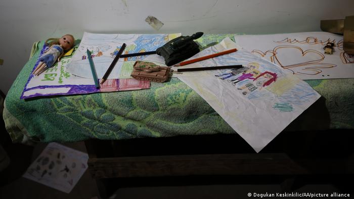 Те са най-уязвимата група сред бежанците от Украйна - непълнолетните