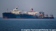 29.05.2022
The Liberian-flagged oil tanker Ice Energy (L) transfers crude oil from the Iranian-flagged oil tanker Lana (R) (former Pegas), off the shore of Karystos, on the Island of Evia, on May 29, 2022. - Greece will send Iranian oil from a seized Russian-flagged tanker to the United States at the request of the US judiciary, Greek port police said Wednesday, a decision that angered Tehran. Last month the Greek authorities seized the Pegas, which was said to have been heading to the Marmara terminal in Turkey. The authorities seized the ship in accordance with EU sanctions introduced after Russia invaded Ukraine in February. (Photo by Angelos Tzortzinis / AFP) (Photo by ANGELOS TZORTZINIS/AFP via Getty Images)