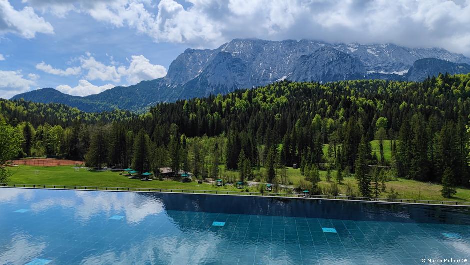Fairy-tale castle: G7 venue Schloss Elmau | All media content | DW - Vimarsana News