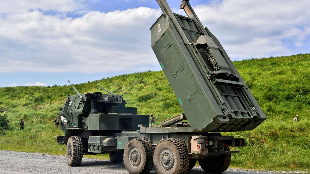 Байден объявил о предоставлении Украине РСЗО HIMARS – DW – 01.06.2022