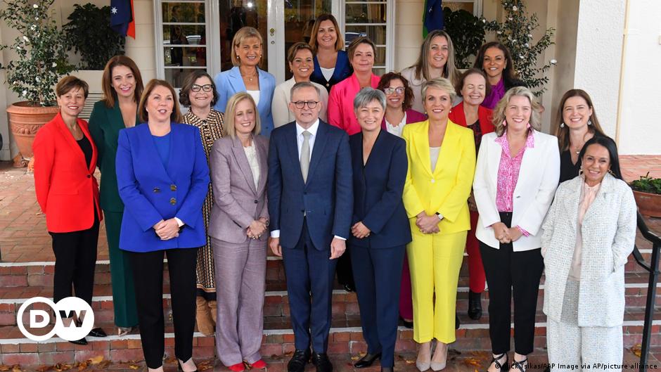 10 نساء ووزيران مسلمان..الحكومة "الأكثر تنوعا" في تاريخ أستراليا