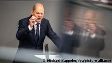 01.06.2022 | Bundeskanzler Olaf Scholz (SPD) spricht in der Generaldebatte der Haushaltswoche im Bundestag. Der Bundestag stimmt in zweiter Beratung über den Etat 2022 ab.