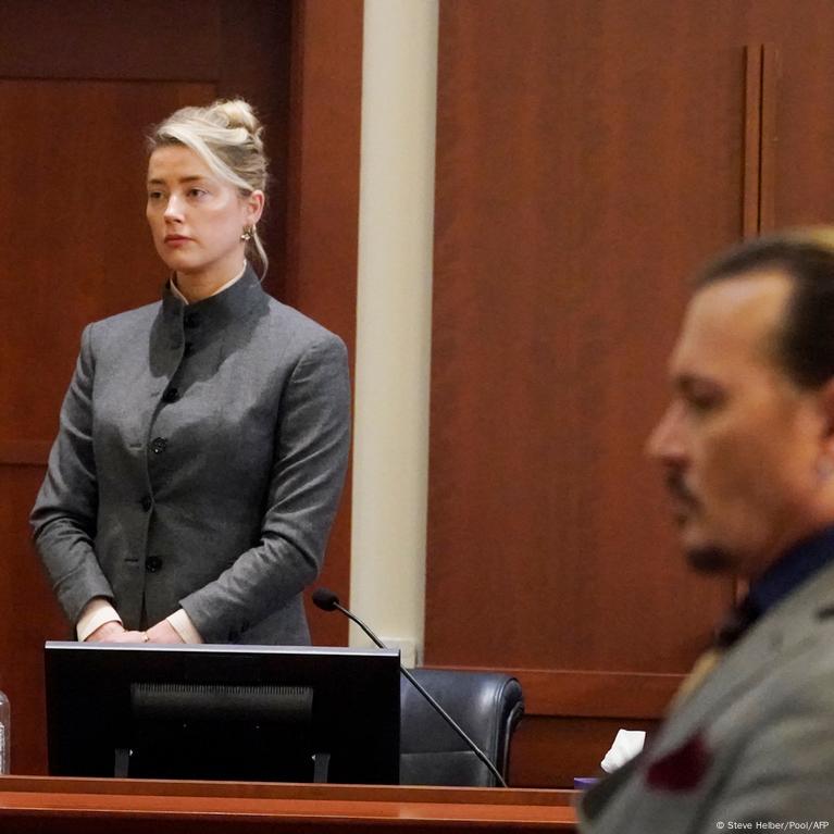 Johnny Depp vence na Justiça e continuará processo contra Amber Heard