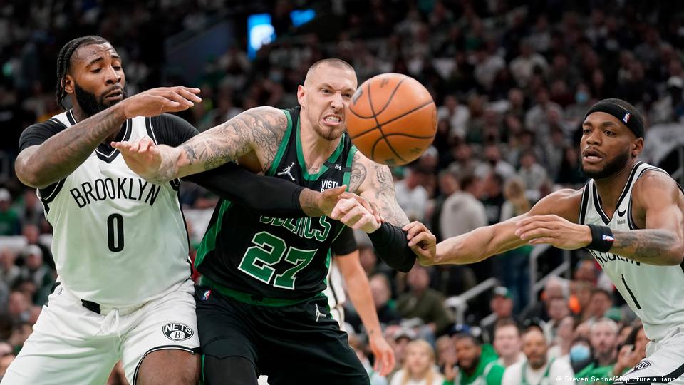 Pacers center Daniel Theis shines in Germany's exhibition game ahead of FIBA  World Cup - BVM Sports