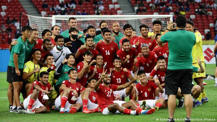 Football in Indonesia: New generation provides new hope ahead of Asian Cup  | Sports | German football and major international sports news | DW |  06.06.2022