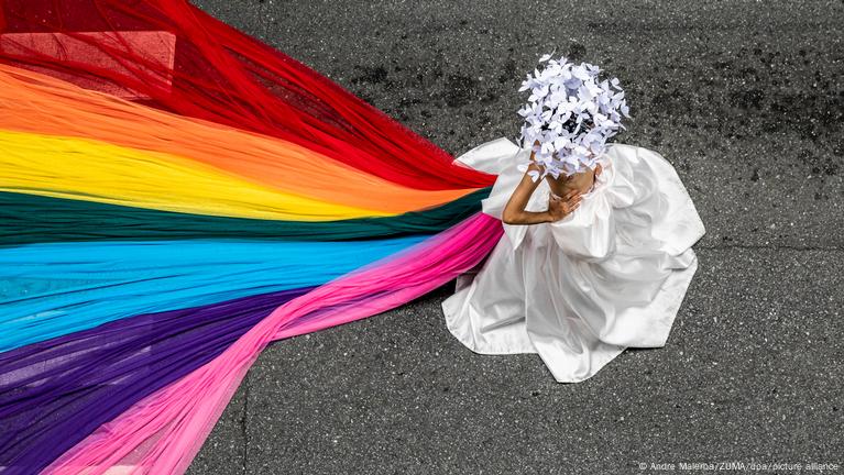 Pride Month Potret Kebebasan LGBT di Indonesia DW 08 06 2022 