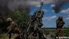 Ukrainian service members fire a shell from a M777 Howitzer near a frontline, as Russia's attack on Ukraine continues, in Donetsk Region, Ukraine June 6, 2022. REUTERS/Stringer