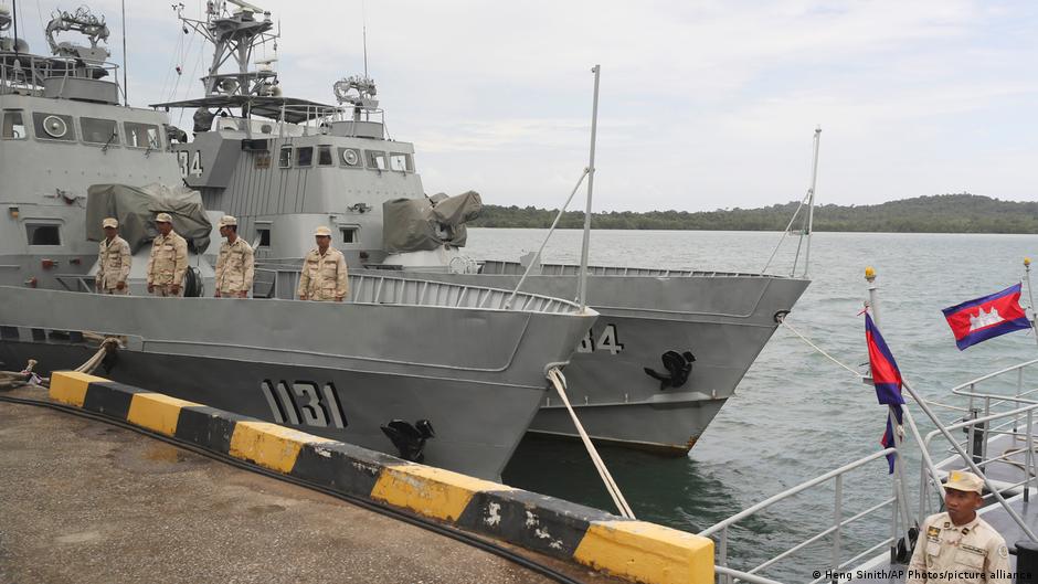 Why is the US restarting military drills with Cambodia? – DW – 11/13/2025