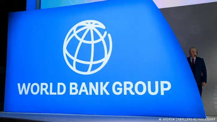 图为2019年的世界银行集团logo（资料照）。