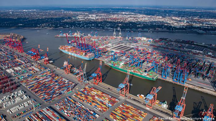 Deutschland Wirtschaft l Containerterminals im Hamburger Hafen