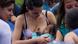 Kolumbien | eine Mutter beim Stillen ihres Babys in Bogota Kolumbien | eine Mutter beim Stillen ihres Babys in Bogota