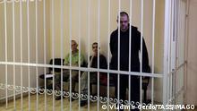  DONETSK, DONETSK PEOPLE S REPUBLIC - JUNE 8, 2022: British nationals Aiden Aslin, Shaun Pinner and Moroccan national Saaudun Brahim R-L, accused of fighting as a mercenary on the side of Ukraine, appear at a hearing into a criminal case against foreign mercenaries at the Supreme Court of the Donetsk People s Republic DPR. The defendants in the case could face a death penalty. Vladimir Gerdo/TASS PUBLICATIONxINxGERxAUTxONLY TS134683