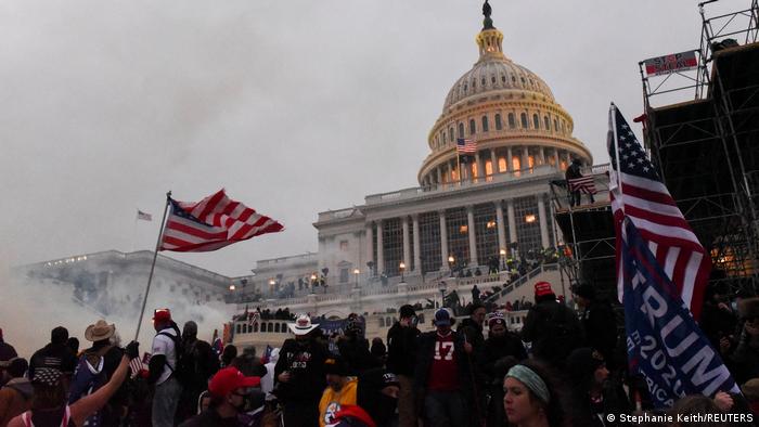 USA | Unterstützer von Donald Trump vor dem Kapitol in Washington