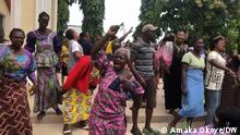 Nigeria in shock after mass shooting in church TEASER: A deadly attack on churchgoers in the Nigerian town of Owo leaves the community in anger and pain. So far, no one has claimed responsibility for the massacre. CREDITS: Amaka Okoye / DW