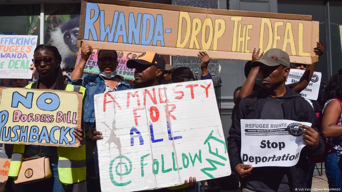 Grande-Bretagne, Londres : manifestation contre le renvoi de réfugiés vers le Rwanda