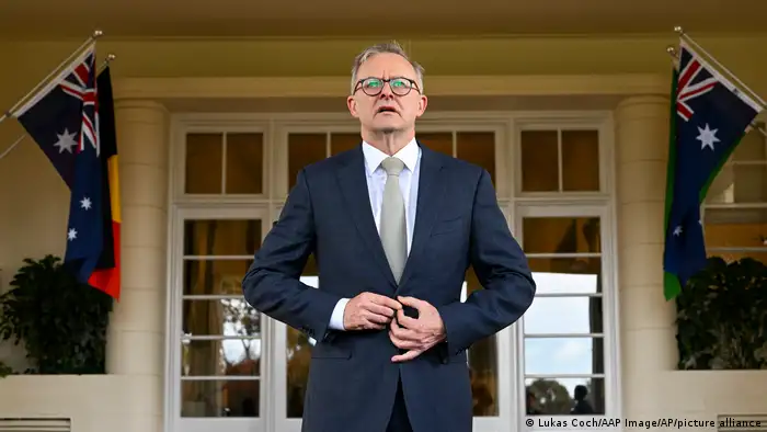 澳大利亚新总理阿尔巴尼斯5月23日在澳大利亚首都堪培拉就职
