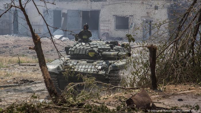 Un tanque de guerra ucraniano en Severodonetsk.
