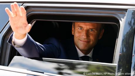 Macron hopes in the second round of parliamentary elections